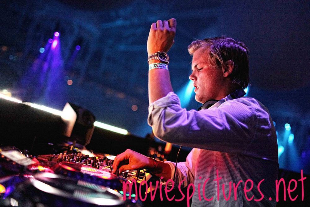 Портрет суперзвезды в фильме 2017 года «Avicii True Stories»