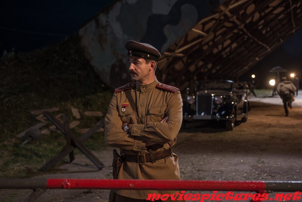 На Париж (2019)