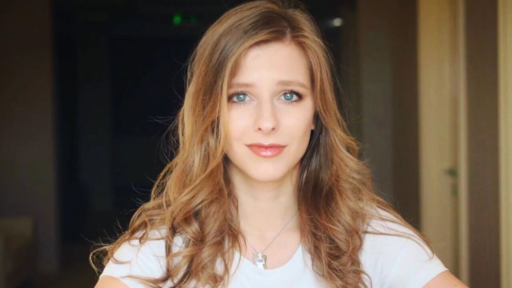 Арзамасова и Авербух встречаются, слухи о романе Прилучного и Карпович, Самойлова и Джиган отложили развод: новости шоу-бизнеса за неделю