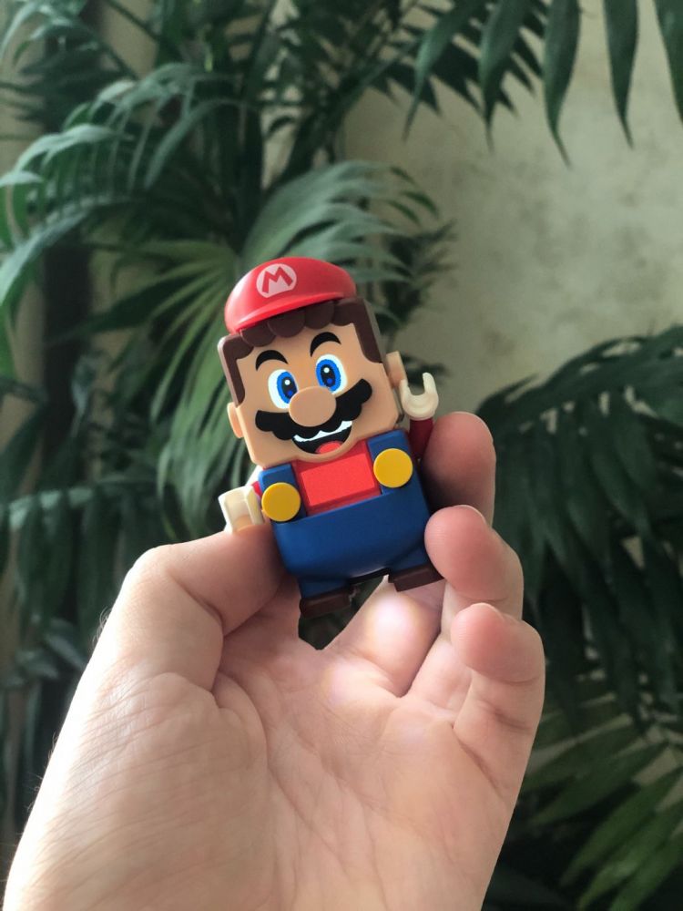 LEGO перенесла игру про Марио в реальный мир. Вот, что из этого получилось