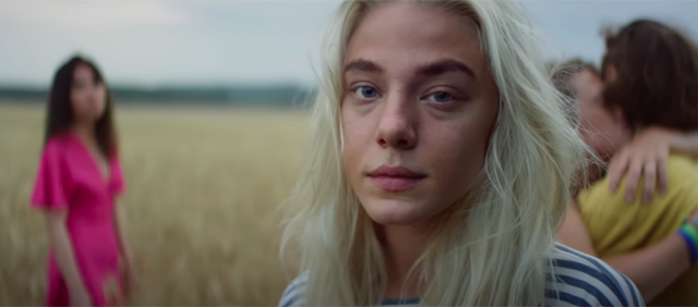 Кинодайджест: от "южной готики" в сериале "Чики" до путешествий во времени в сериале "Тьма"