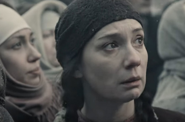 Скандал вокруг сериала "Зулейха открывает глаза": жесткая критика и угрозы в адрес Чулпан Хаматовой