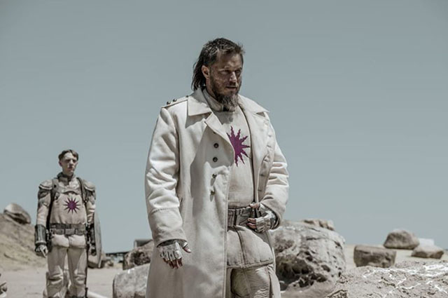 Гангстеры, космос и телеграм-каналы: 16 главных сериальных новинок сентября