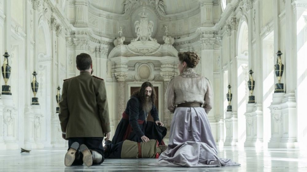 Гришка Распутин против King's Man: в российский прокат выходит третий фильм про тайных британских агентов «King's Man: Начало»