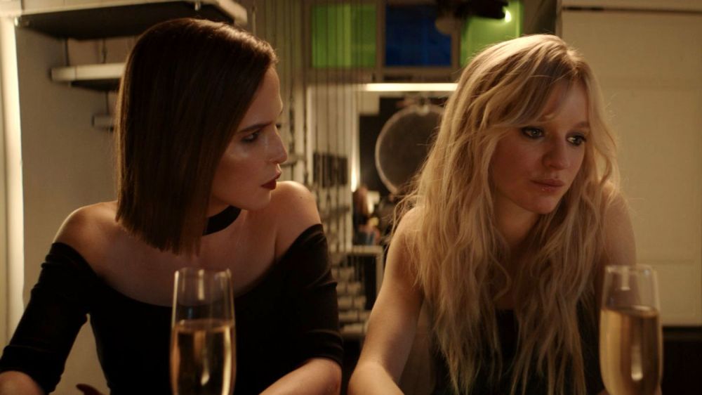 Рецензия на сериал «Happy End» («Хэппи-энд») про вебкам-порно