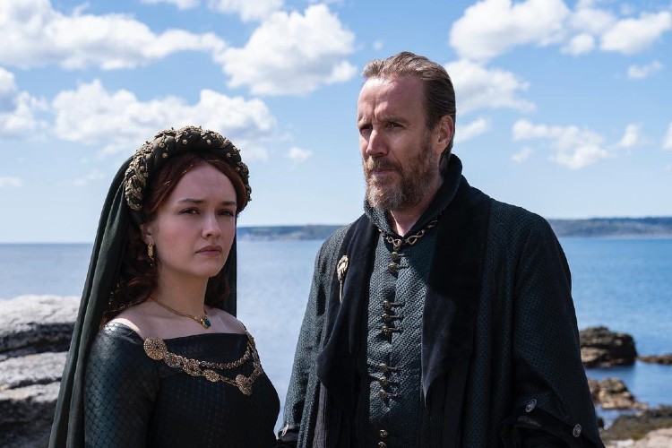 Приквел сериала "Игра престолов": HBO опубликовала первые кадры новой истории о жизни Вестероса