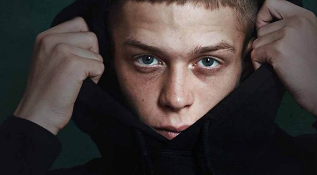Пришельцы, любовники, убийцы: главные сериалы августа