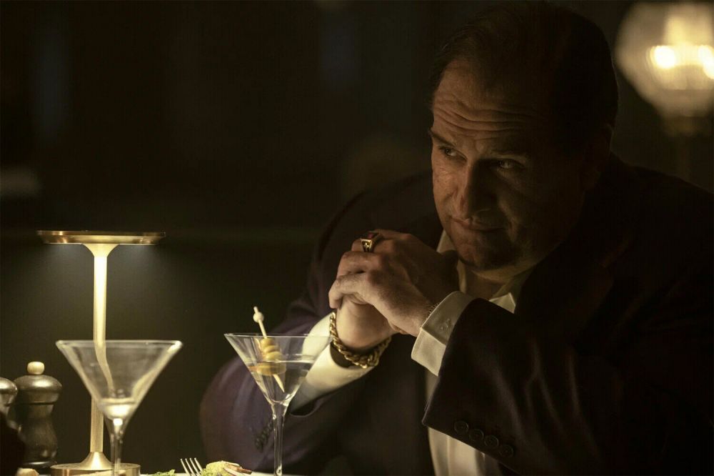 На HBO вышла первая серия «Пингвина» с Колином Фарреллом из вселенной «Бэтмена» 
