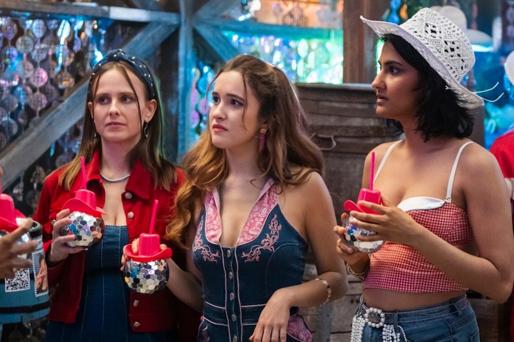 Какие сериалы выходят в ноябре 2024 года 